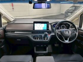 
									Honda Odyssey Absolute EX Pearl White 2022′ BGUT9 full								