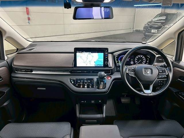 Honda Odyssey Absolute EX Pearl White 2022′ BGUT9
