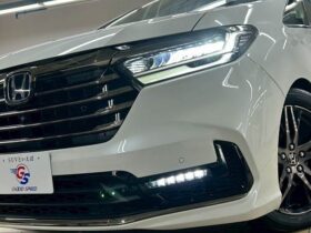 
									Honda Odyssey Absolute EX Pearl White 2022′ BGUT9 full								
