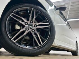 
									Honda Odyssey Absolute EX Pearl White 2022′ BGUT9 full								