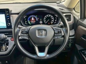 
									Honda Odyssey Absolute EX Pearl White 2022′ BGUT9 full								