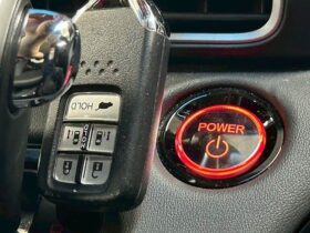 
									Honda Odyssey Absolute EX Pearl White 2022′ BGUT9 full								