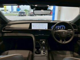 
									TOYOTA Crown Sport Z Gray 2024′ BGUU2 full								