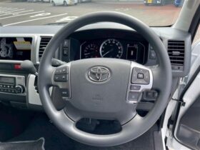 
									TOYOTA Hiace Wagon 2.7 Grand Cabin 10 people Pearl White 2025′ BGXWB full								