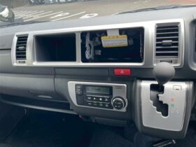 
									TOYOTA Hiace Wagon 2.7 Grand Cabin 10 people Pearl White 2025′ BGXWB full								