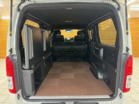 
									TOYOTA Hiace Van Super GL Dark Prime 2 Long Pearl White 2023′ BGYDH full								