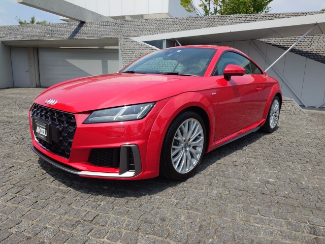 Audi TT 40 TFSI S Line Package Red 2023′ BIQRH