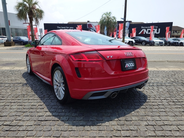 Audi TT 40 TFSI S Line Package Red 2023′ BIQRH