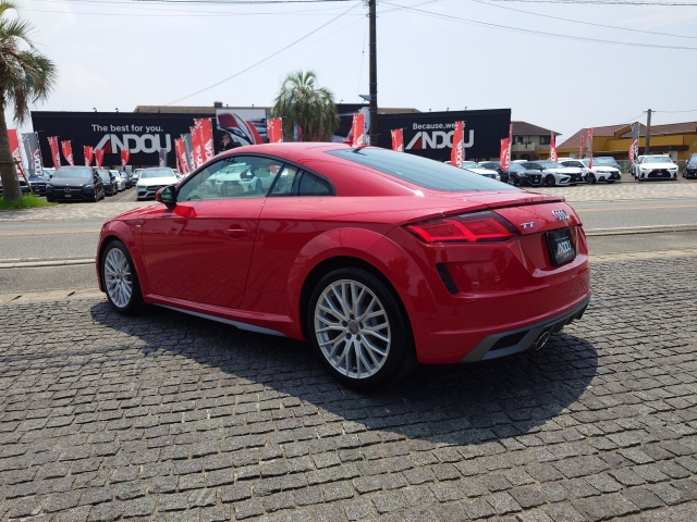 Audi TT 40 TFSI S Line Package Red 2023′ BIQRH