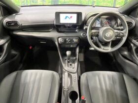 
									TOYOTA Yaris Z Pearl White 2024′ BJ08I full								