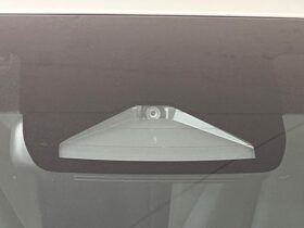 
									TOYOTA Yaris Z Pearl White 2024′ BJ08I full								