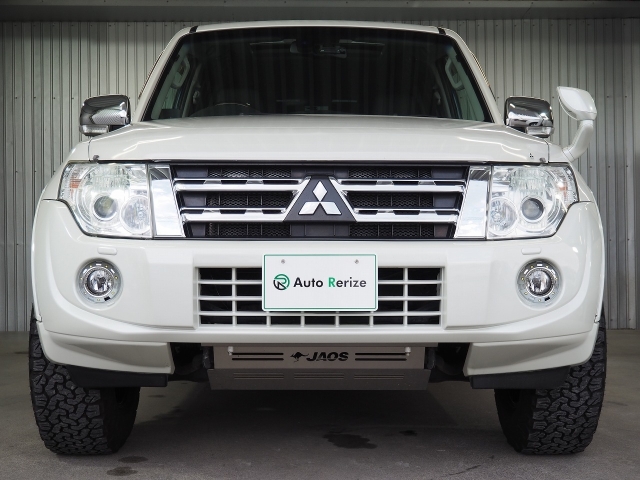 MITSUBISHI Pajero Super Exceeded Pearl White 2012′ BKVWQ