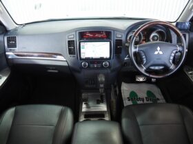 
									MITSUBISHI Pajero Super Exceeded Pearl White 2012′ BKVWQ full								