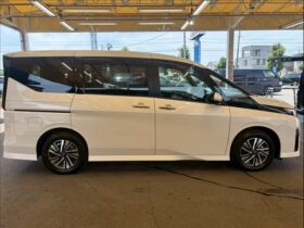 
									NISSAN Serena e-POWER Highway Star V Pearl White 2023′ BL3QZ full								