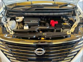 
									NISSAN Serena e-POWER Highway Star V Pearl White 2023′ BL3QZ full								