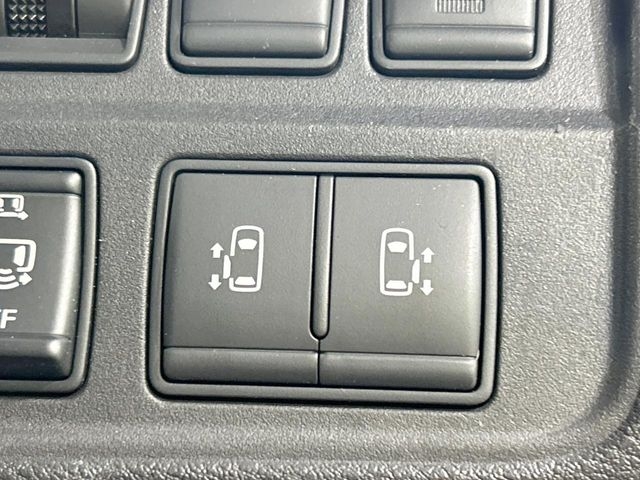 NISSAN Serena Highway Star ProPilot Ed Pearl White 2017′ BL487