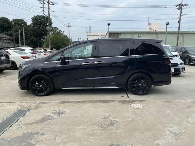 Honda Odyssey Absolute EX Black Edition Black 2023′ BL52B