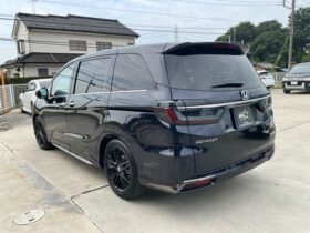 
									Honda Odyssey Absolute EX Black Edition Black 2023′ BL52B full								