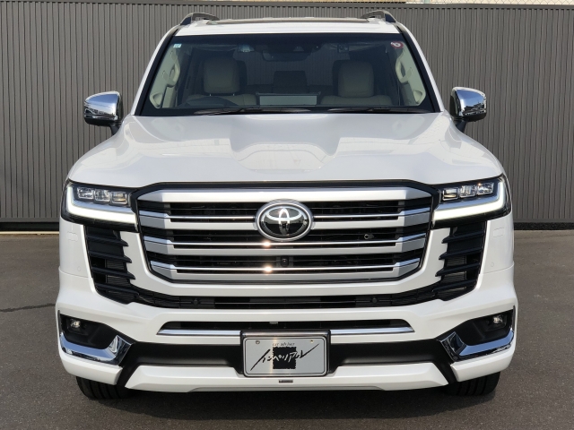 TOYOTA Land Cruiser Wagon ZX Pearl White 2023′ BN11M