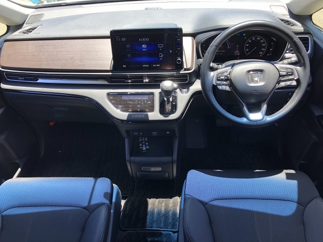 Honda Odyssey Absolute EX Pearl White 2021′ BN156