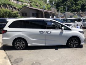 
									Honda Odyssey Absolute EX Pearl White 2021′ BN156 full								