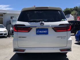 
									Honda Odyssey Absolute EX Pearl White 2021′ BN156 full								