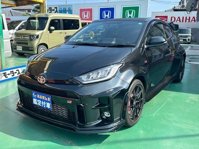 TOYOTA Yaris RZ High Performance Black 2023′ BN8Q5