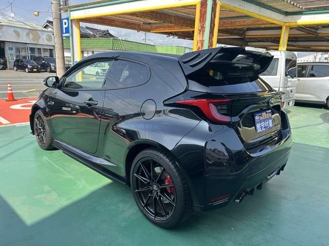 TOYOTA Yaris RZ High Performance Black 2023′ BN8Q5