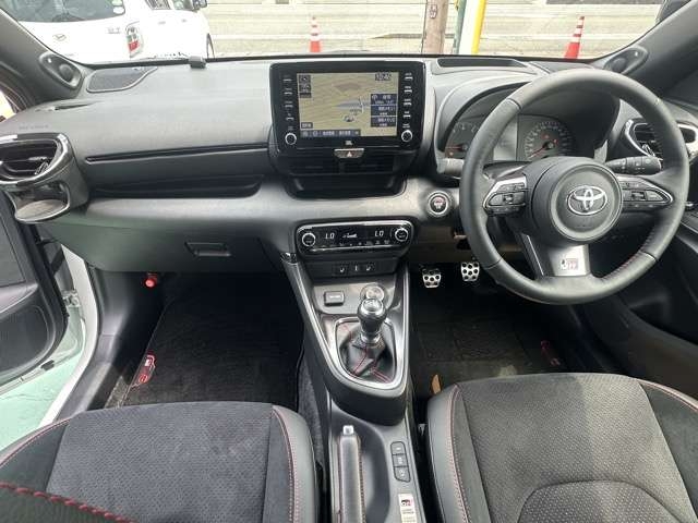 TOYOTA Yaris RZ High Performance First Ed Pearl White 2020′ BNA96