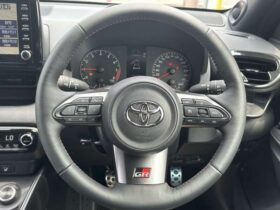 
									TOYOTA Yaris RZ High Performance First Ed Pearl White 2020′ BNA96 full								