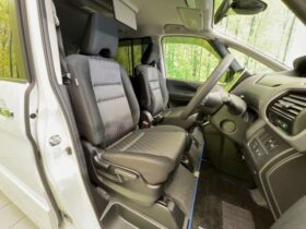 
									NISSAN Serena e-POWER Highway Star V Pearl White 2019′ BPFAT full								