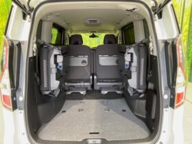 
									NISSAN Serena e-POWER Highway Star V Pearl White 2019′ BPFAT full								