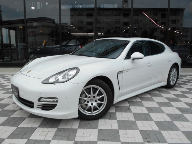 Porsche Panamera S Hybrid White 2013′ BRJ5X