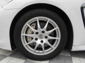 
									Porsche Panamera S Hybrid White 2013′ BRJ5X full								