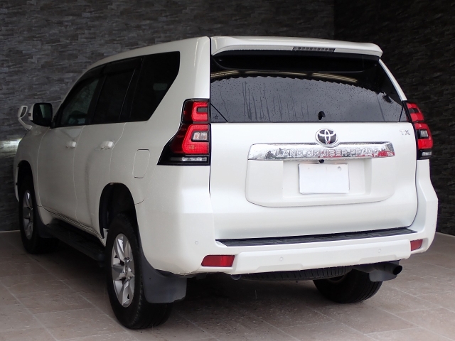 TOYOTA Land Cruiser Prado TX L Package Sunroof 7 Seater Pearl White 2020′ BTGIV