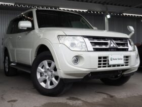 
									MITSUBISHI Pajero Exceed Pearl White 2013′ BTGLZ full								