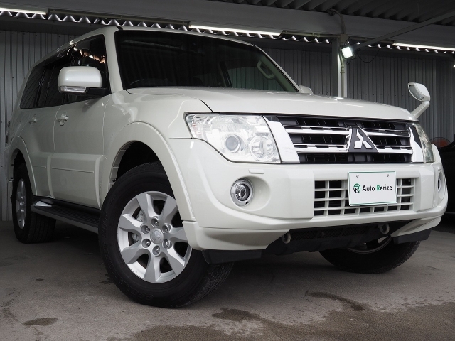 MITSUBISHI Pajero Exceed Pearl White 2013′ BTGLZ