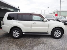 
									MITSUBISHI Pajero Exceed Pearl White 2013′ BTGLZ full								