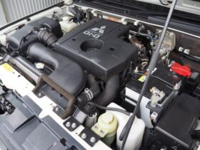 
									MITSUBISHI Pajero Exceed Pearl White 2013′ BTGLZ full								