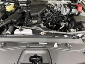 
									TOYOTA Land Cruiser Wagon VX Pearl White 2025′ BTOL3 full								