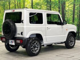
									SUZUKI Jimny XC Pearl White 2025′ BTOYI full								