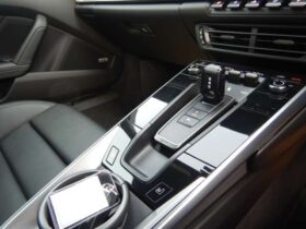 
									Porsche 911 Carrera White 2020′ BTP75 full								