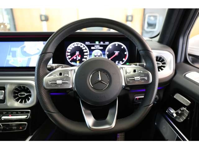 Mercedes-Benz G Class G400d AMG Line Pearl White 2022′ BTQ5T