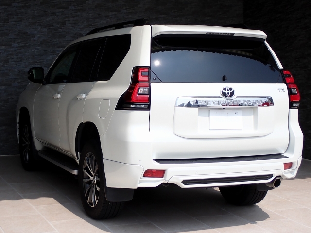 TOYOTA Land Cruiser Prado TX L Package Sunroof 7 Seater Pearl White 2021′ BVLMB