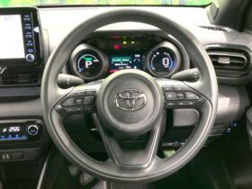 
									TOYOTA Yaris G Pearl White 2022′ BVUP3 full								