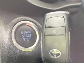 
									TOYOTA Yaris Cross G Beige/Black 2021′ BVYHE full								