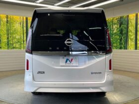 
									NISSAN Serena e-POWER Highway Star V Pearl White 2023′ BXYQO full								