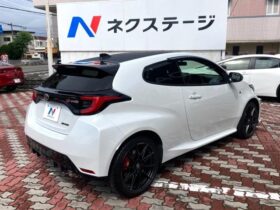 
									TOYOTA Yaris RZ High Performance Pearl White 2023′ BXZ3Q full								