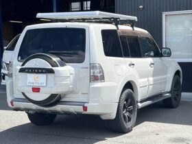 
									MITSUBISHI Pajero Long SUPER EXCEED Pearl White 2006′ BY3XQ full								