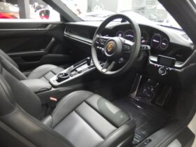 
									Porsche 911 Carrera White 2022′ BZVUH full								